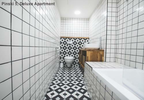 Carmel Boutique Apartment