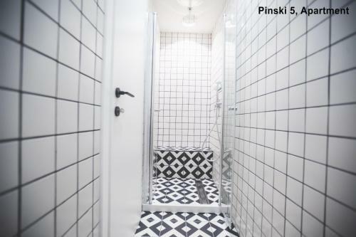 Carmel Boutique Apartment