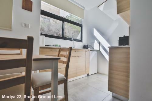Carmel Boutique Apartment