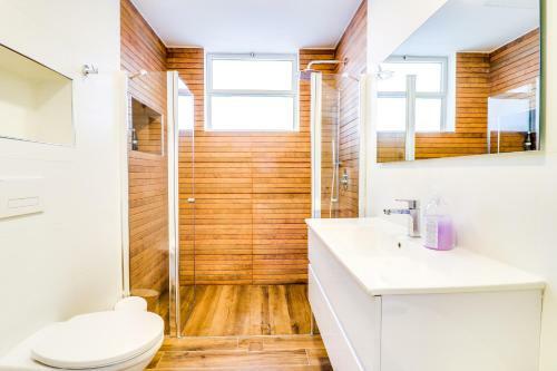 Carmel Boutique Apartment