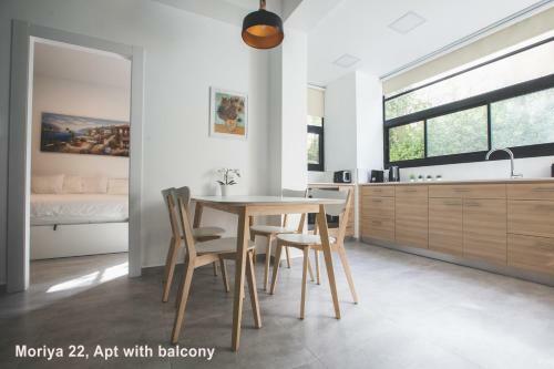 Carmel Boutique Apartment