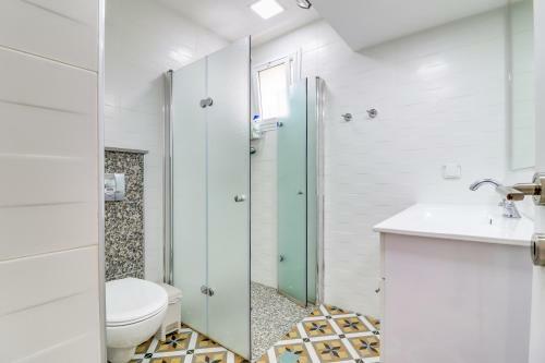 Carmel Boutique Apartment