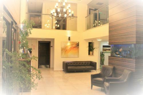 Emily's Hotel