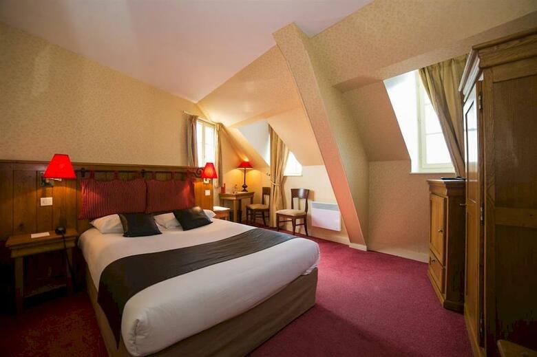 Mere Poulard Hotel