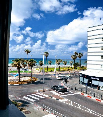 Two Rooms Apartment On The Seaside