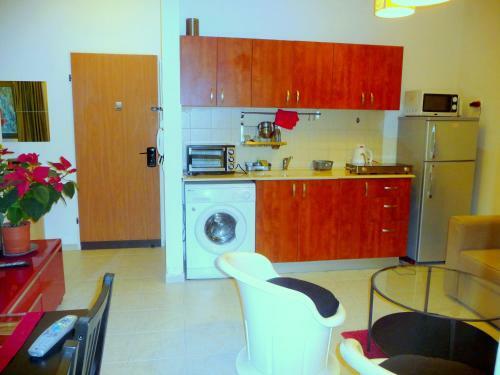 Elena Apartments