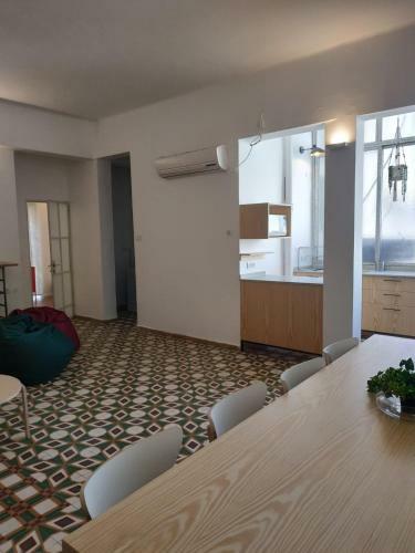 Ziv Apartments- Yehuda Ha-levi 19