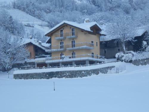 Bed & Breakfast Affittacamere Les Noyers