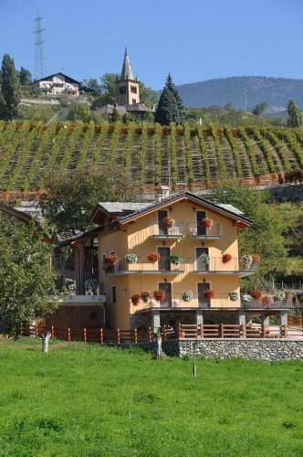 Bed & Breakfast Affittacamere Les Noyers