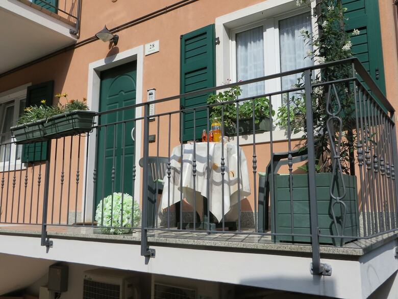 Bella Villa Apartments