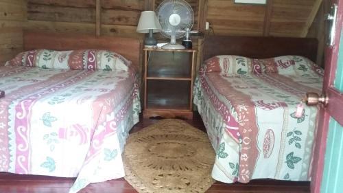 Hotel Secret Cabins At Firefly Beach Cottage