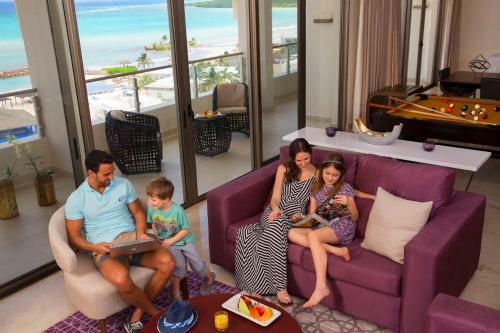 Hotel Royalton Blue Waters All Inclusive