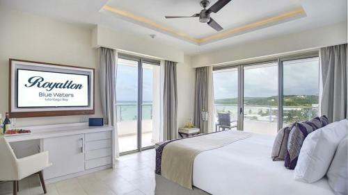 Hotel Royalton Blue Waters All Inclusive