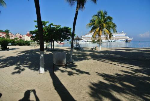 Apartamentos Beach Studio 6