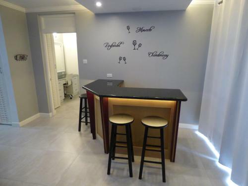 Apartamentos Beach One Bedroom Suite 29