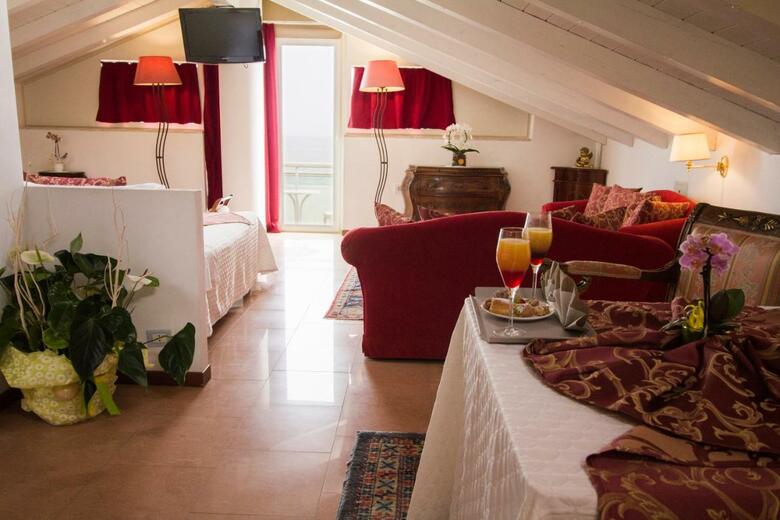 Hotel Lady Mary