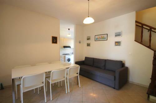 Apartamento Agenzia Vear - Osti 100