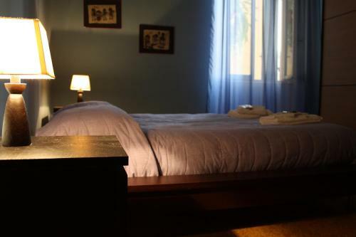 Hostal A Due Passi Dal Treno Affittacamere