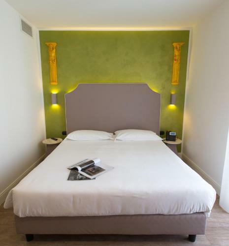 Hostal Al Campanile-aparthotel & Suite