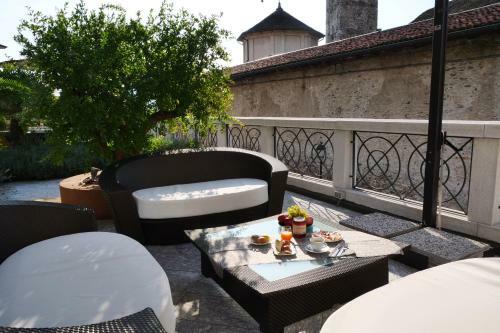 Hostal Al Campanile-aparthotel & Suite