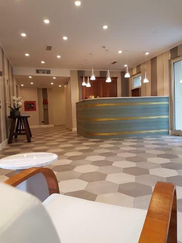 Hostal Al Campanile-aparthotel & Suite