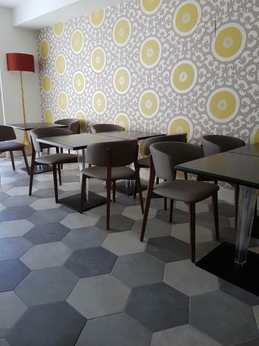 Hostal Al Campanile-aparthotel & Suite