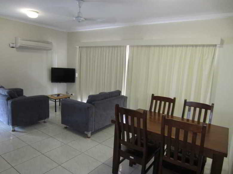 Tradewinds Mcleod Apartments