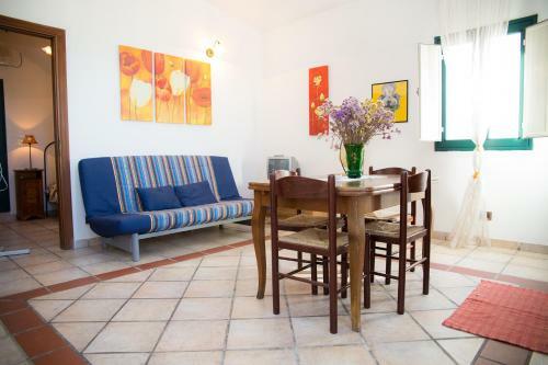 Hostal Piazzetta San Giovanni B&B