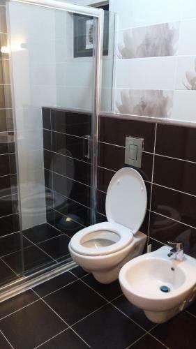 Cozy Dair Ghbar Apartment
