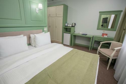 Grand Sapphire Hotel