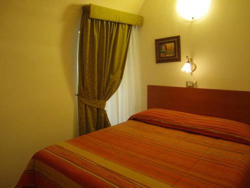 Bed & Breakfast Hostel H24