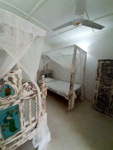 Posada Seawhispers Inn