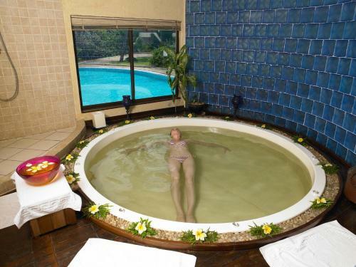Hotel Diani Reef Beach Resort & Spa