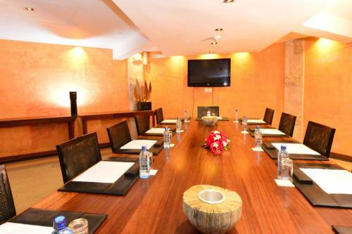 Hotel Diani Reef Beach Resort & Spa