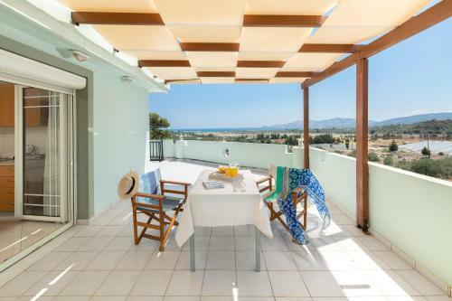 Haraki Hill & Sea View Apartments
