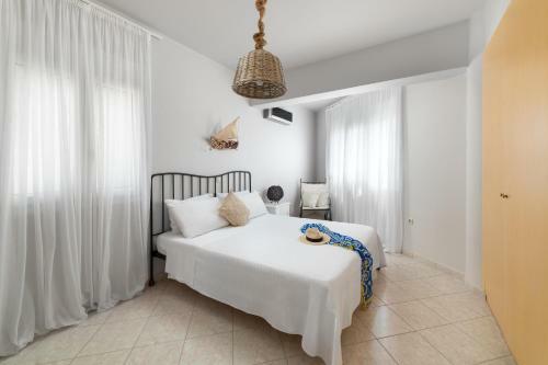 Haraki Hill & Sea View Apartments