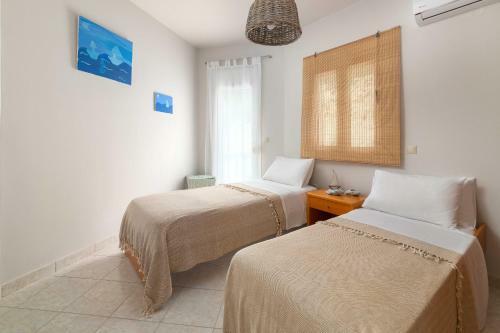 Haraki Hill & Sea View Apartments