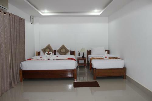 The Grand Riverside Hotel