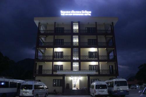 The Grand Riverside Hotel