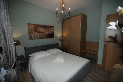 Aurelia Home