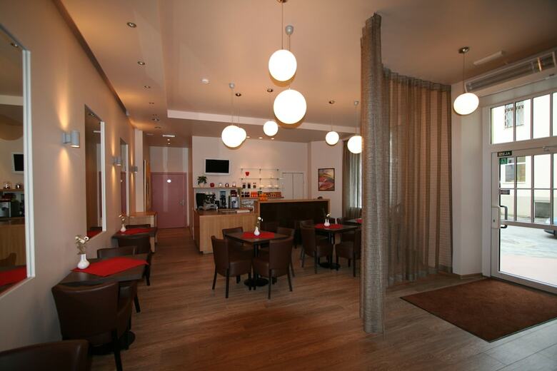 Hotel Edvards