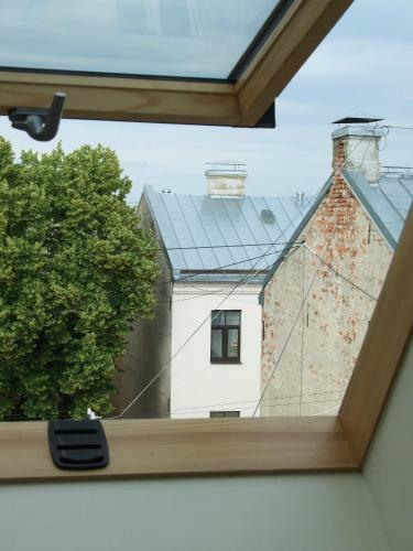 Sunlit Loft Apartment Riga