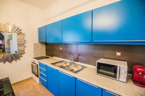 Luxury Central Apartment