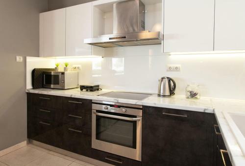 Luxury Apartment In Glyfada