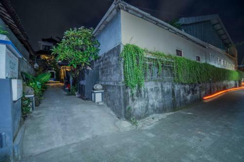 Hostal Bangbang Family House
