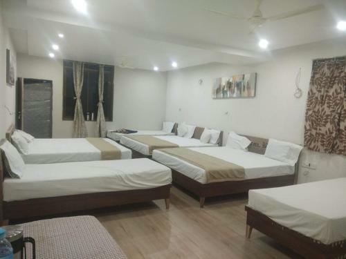 Hotel Achal Resort