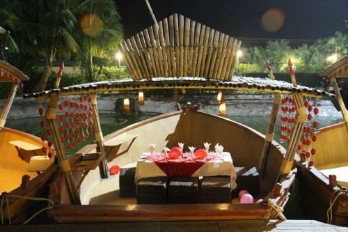 Hotel Aarohi Starz Club