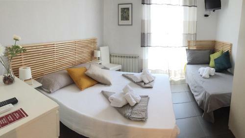 Four Rooms Bed & Breakfast