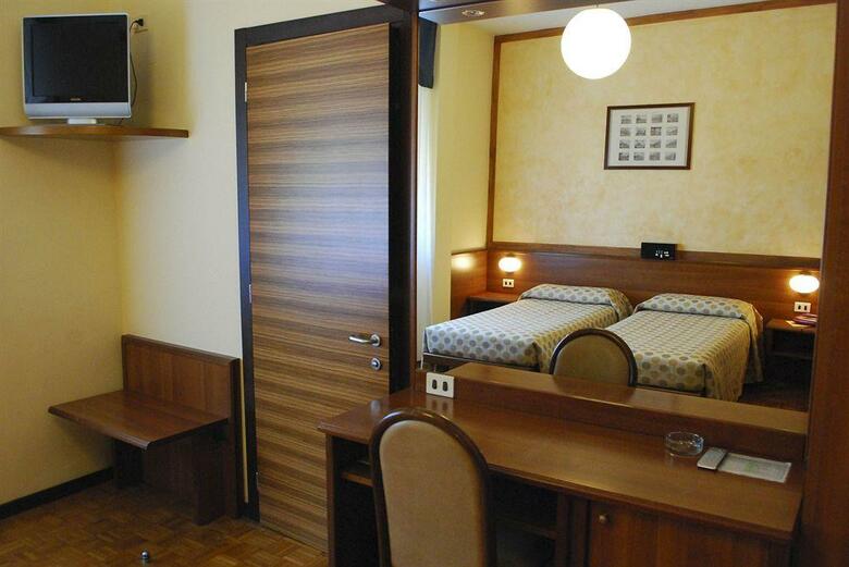 Park Hotel Meubl�