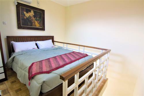 Hostal Reddoorz @ Mayjen Sungkono